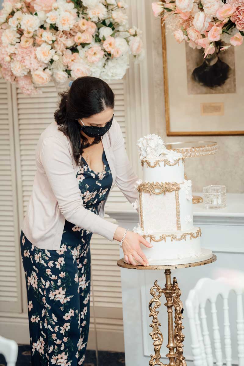 Golden Apple Events - Ottawa Romantic Timeless Elegant Wedding Planner - Let Them Eat Cake Styled Shoot by 135mm Photography - 135mm-857618