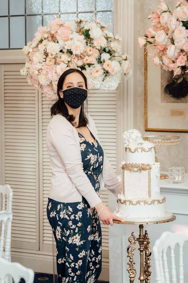 Golden Apple Events - Ottawa Romantic Timeless Elegant Wedding Planner - Let Them Eat Cake Styled Shoot by 135mm Photography - 135mm-857619