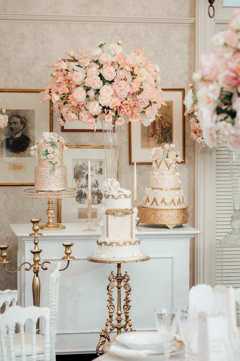 Golden Apple Events - Ottawa Romantic Timeless Elegant Wedding Planner - Let Them Eat Cake Styled Shoot by 135mm Photography - 135mm-857670