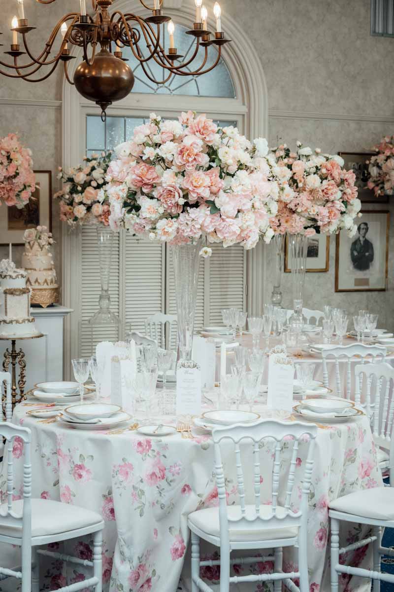 Golden Apple Events - Ottawa Romantic Timeless Elegant Wedding Planner - Let Them Eat Cake Styled Shoot by 135mm Photography - 135mm-858199